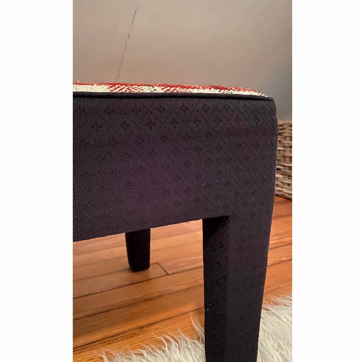 CUSTOM UPHOLSTERED BENCH