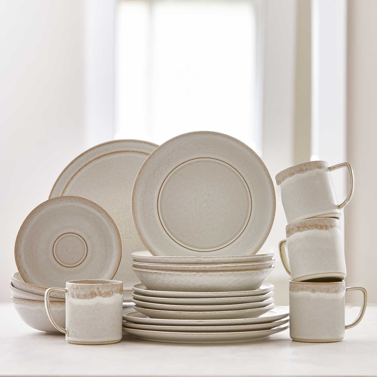 STONEWARE MUGS-SET of 4