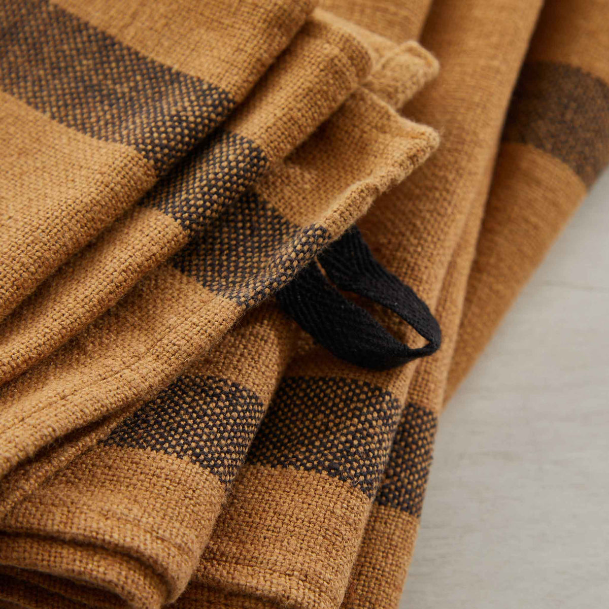 CAMEL/BLACK STRIPE KITCHEN CLOTH