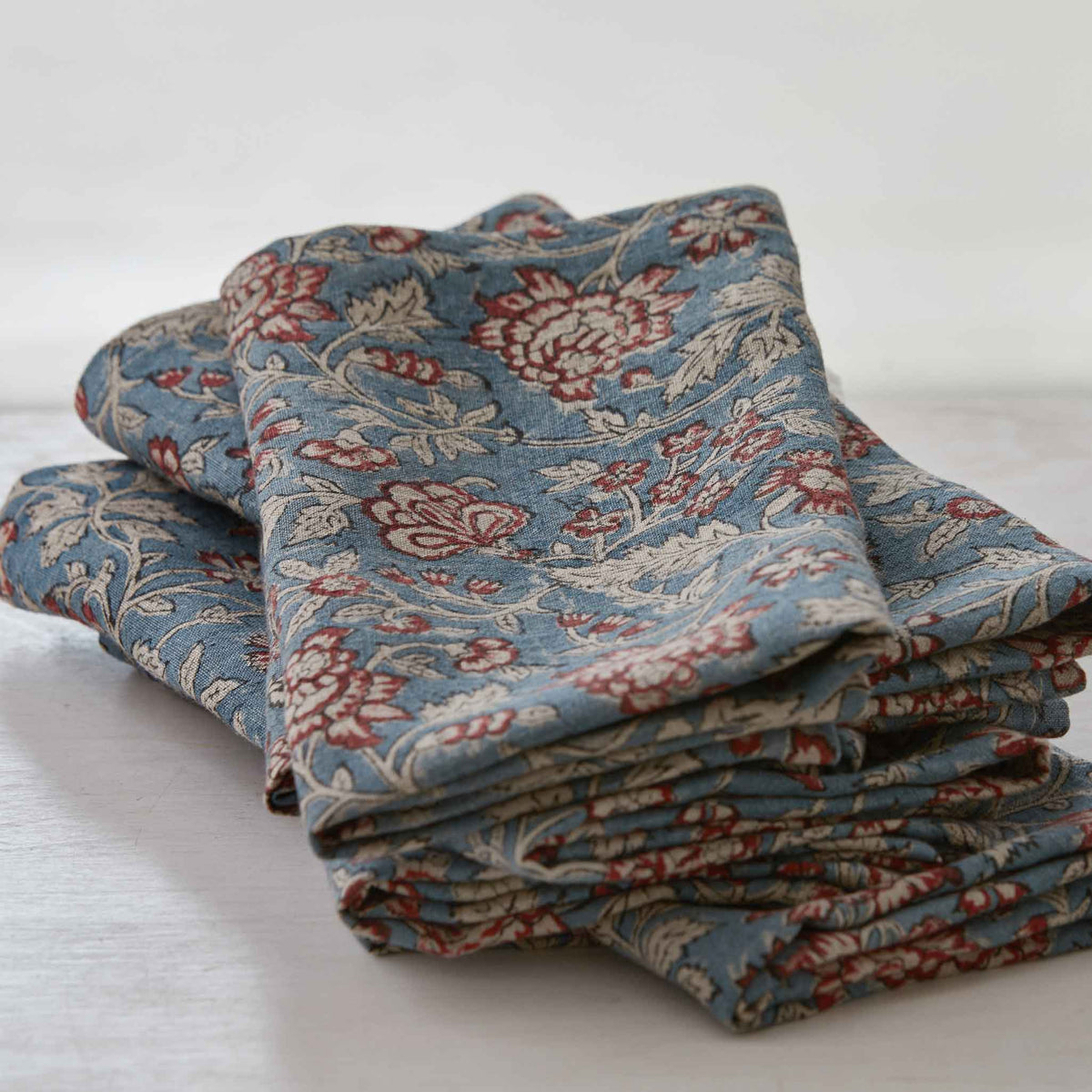 BLOCK-PRINTED FLORAL LINEN NAPKIN