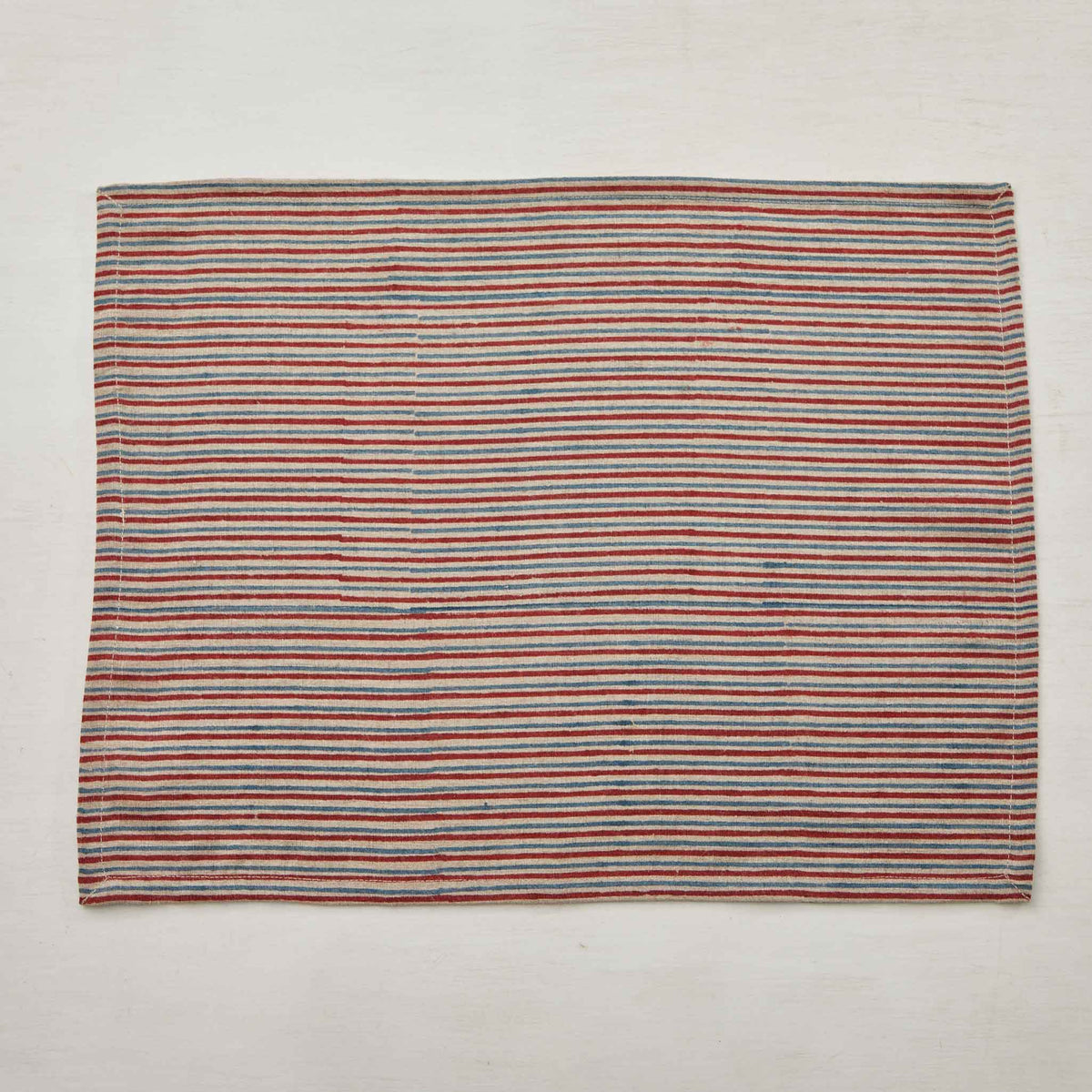 BLOCK-PRINTED STRIPED LINEN PLACEMAT