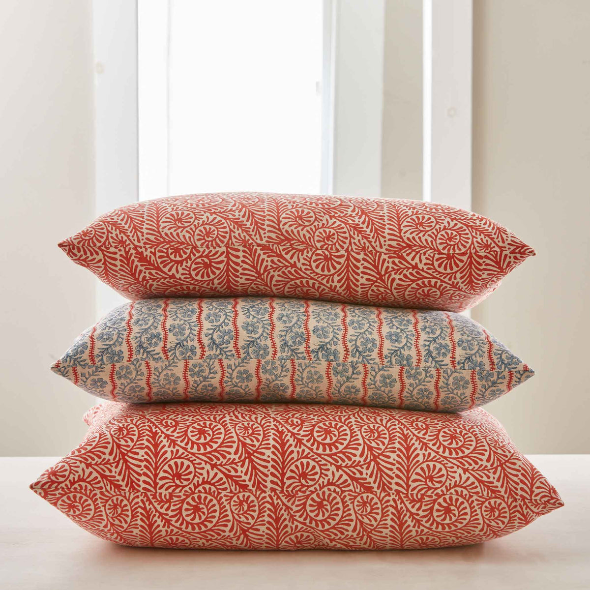 BLOCK-PRINTED LINEN PILLOWS
