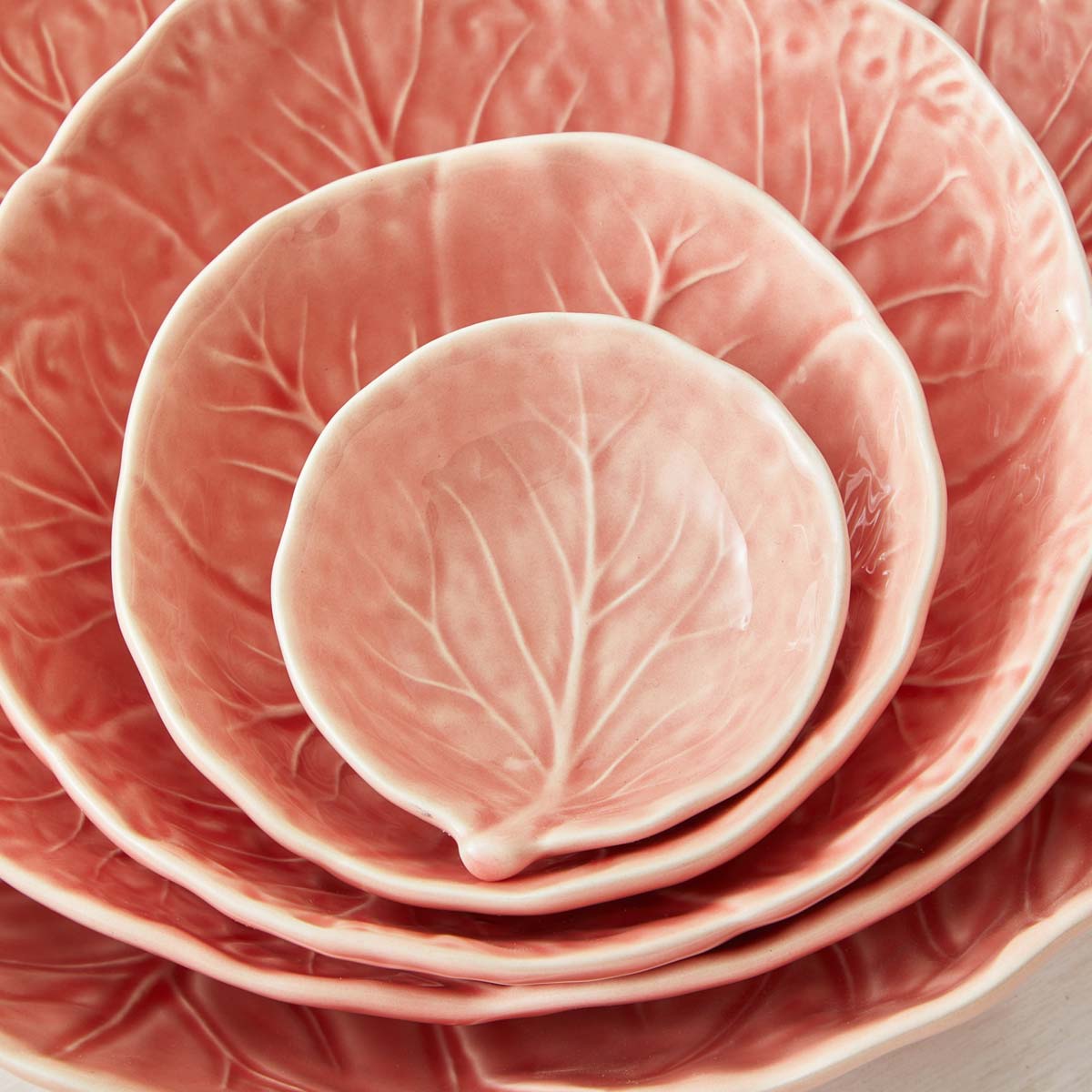 PORTUGUESE CABBAGE WARE BOWLS - PINK