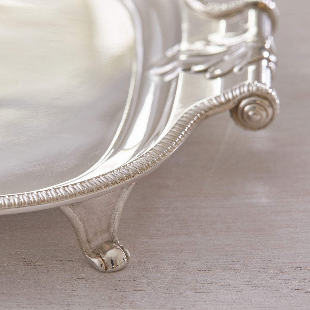 HOTEL SILVER FOOTED TRAY