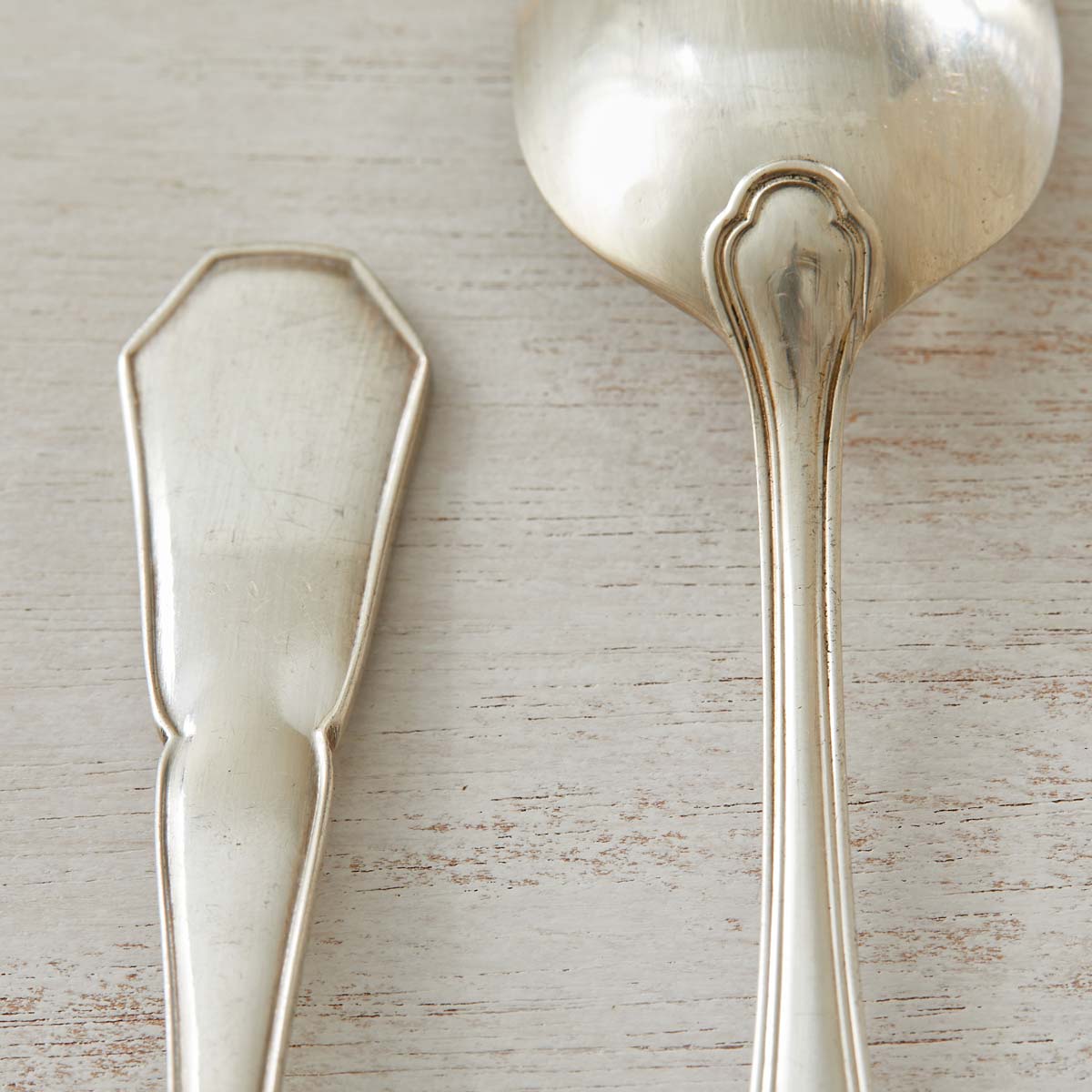 HOTEL SILVER BOXED SET of 12 TEASPOONS