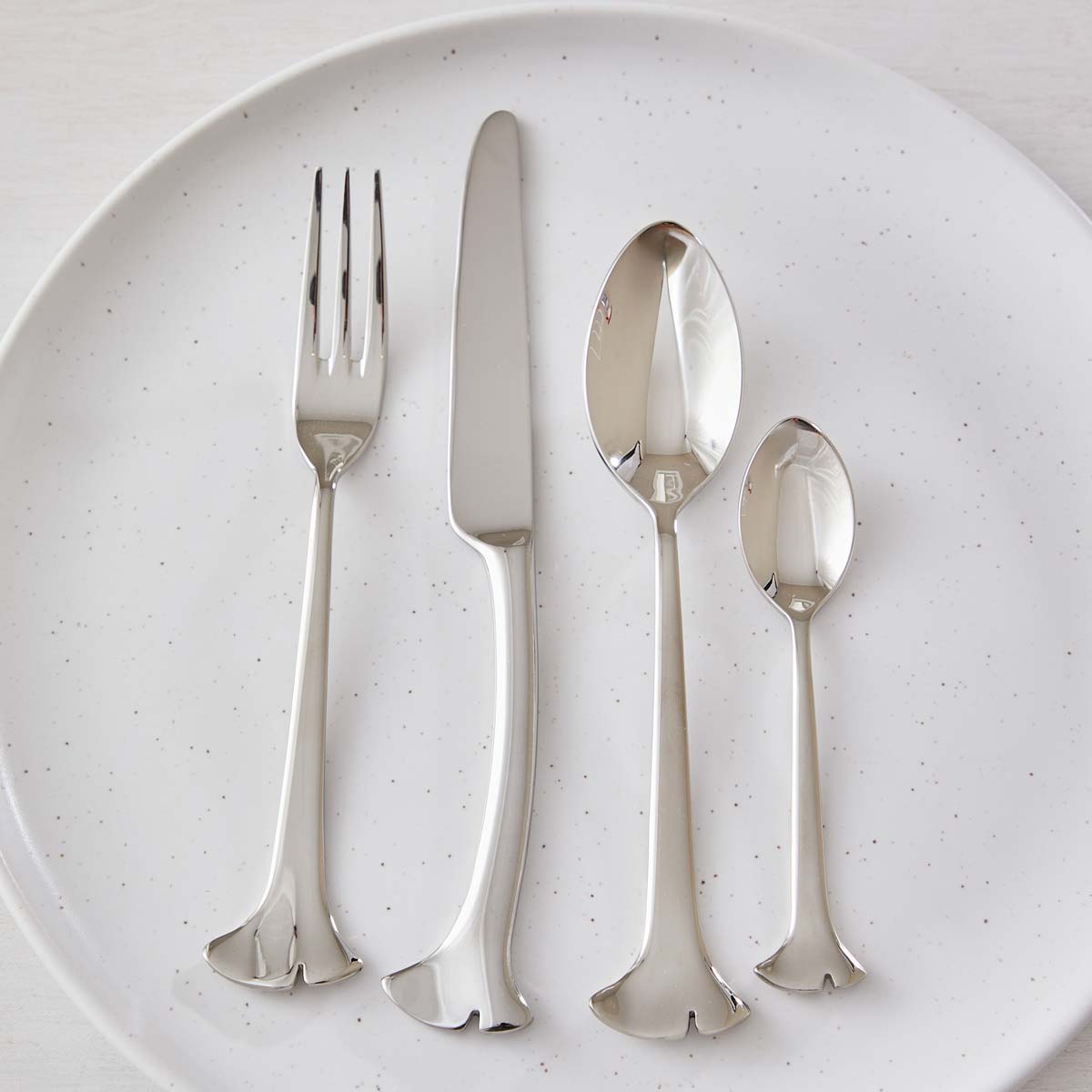 ANGELA CUMMINGS FLATWARE SET